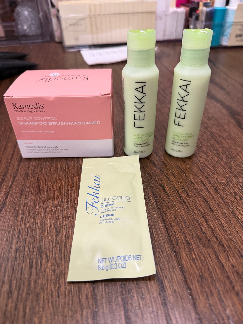 Fekkai Brilliant Gloss Conditioner-2 travel size & sample pouch, Scalp massager